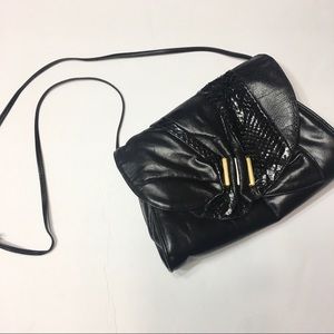 VTG SHARIF | 80’s Black Leather Crossbody Purse